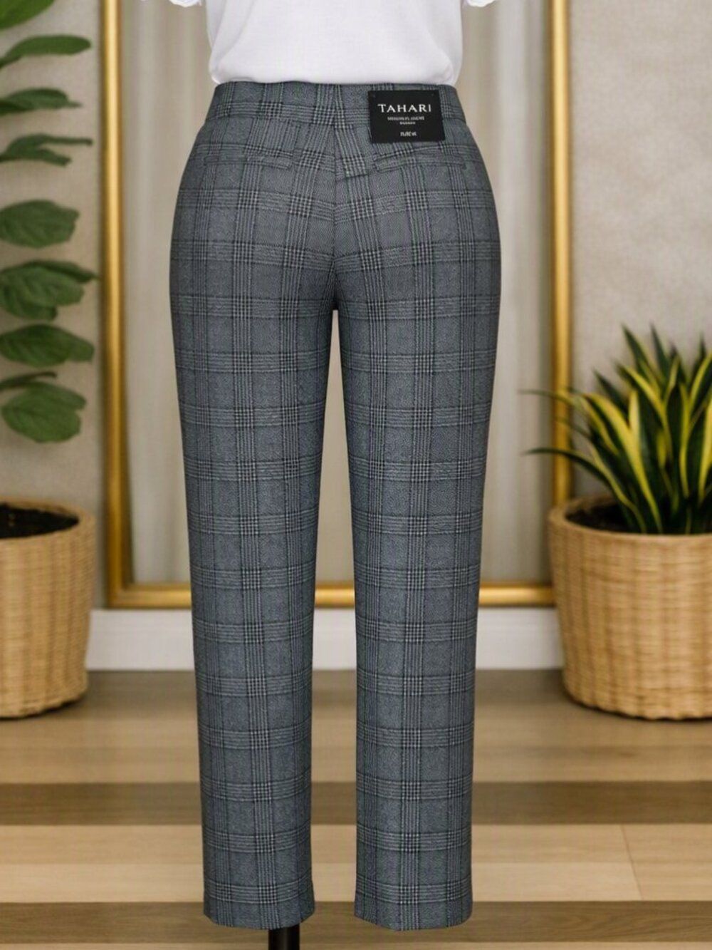 Tahari Women’s Grey Plaid Pull-On Skinny Dress Jeggings / Pants Size: Medium - Picture 3 of 9